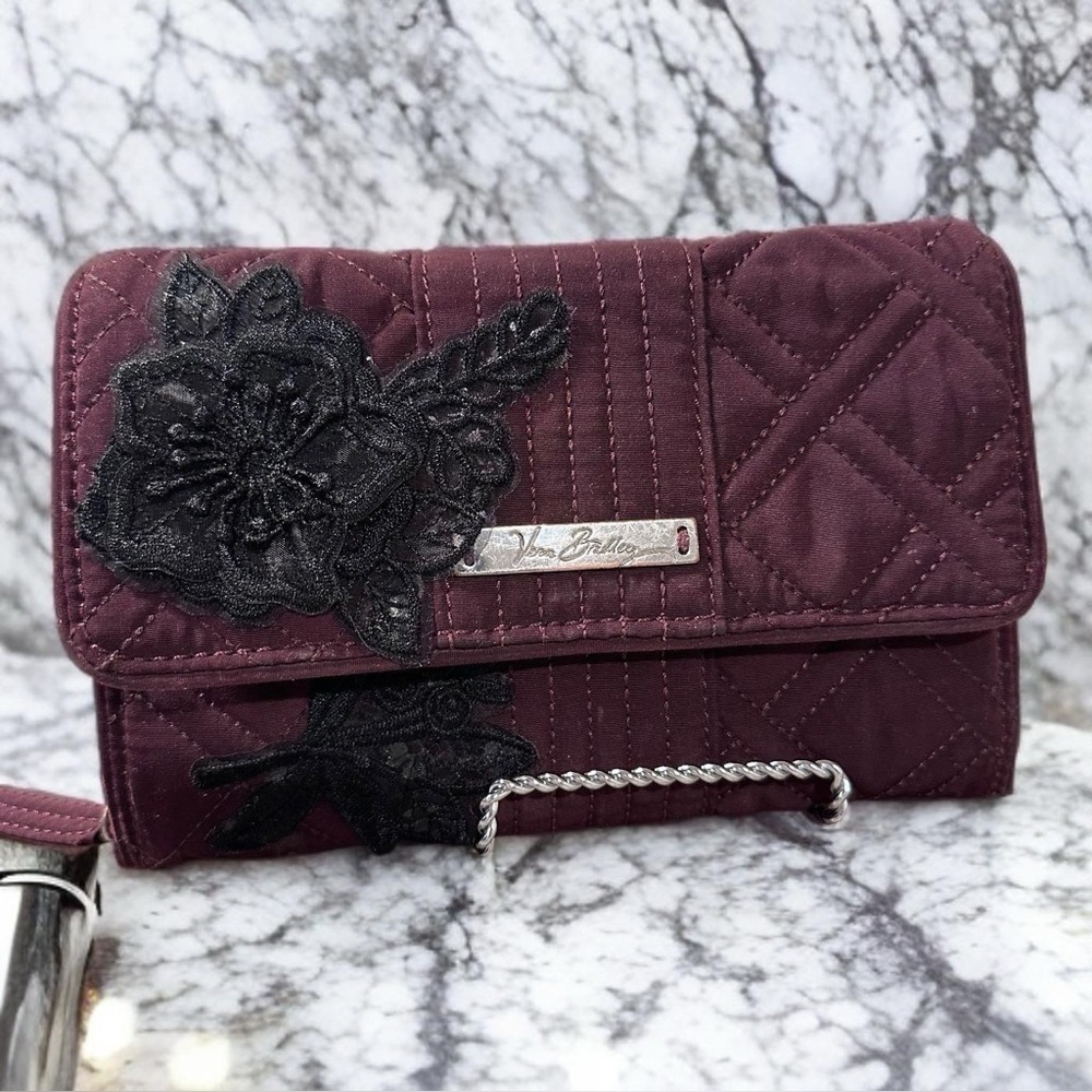 FREE* Vera Bradley Ultimate Trifold Accordion Wallet Rehabbed Floral Accents GUC - Picture 5 of 17